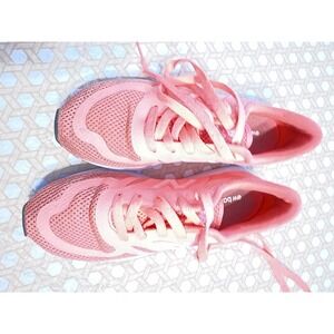 New Balance Girls Peachy Color  Sneakers Size 3